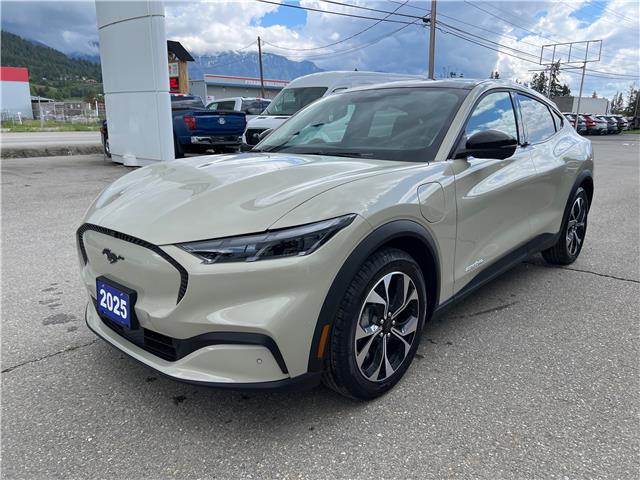 2025 Ford Mustang Mach-E Select (Stk: 25S849) in CRESTON - Image 3 of 26
