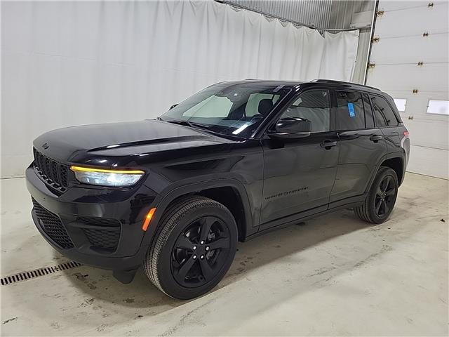 2022 Jeep Grand Cherokee Laredo (Stk: 162412) in London - Image 1 of 9
