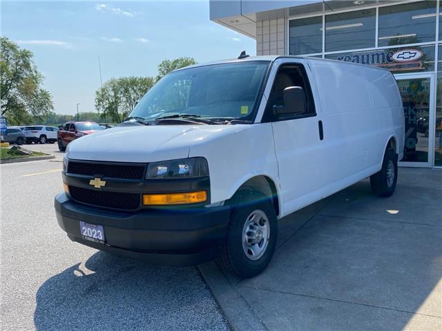 2023 Chevrolet Express 2500 Work Van (Stk: RC00970P) in LaSalle - Image 1 of 23