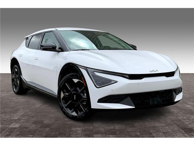 2025 Kia EV6 Land w/Premium Package (Stk: SEV61262) in Sherwood Park - Image 2 of 14