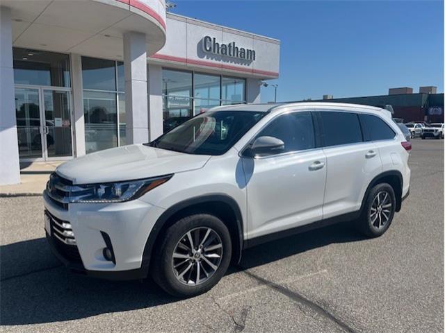 2019 Toyota Highlander XLE (Stk: 47256A) in Chatham - Image 1 of 9