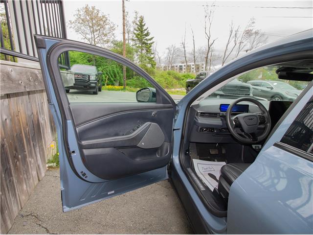 2023 Ford Mustang Mach-E Premium (Stk: A27634) in Lower Sackville - Image 10 of 28