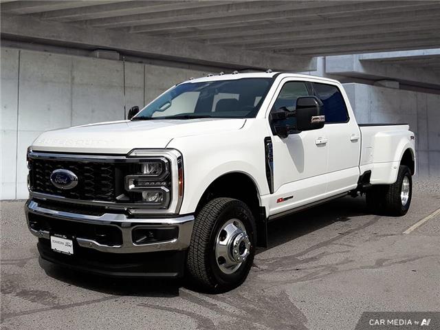 2025 Ford F-350 Lariat (Stk: MS320) in Kamloops - Image 1 of 35