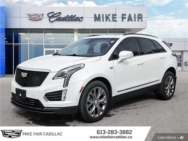 2021 Cadillac XT5 Sport White with 70,758km at $39,888