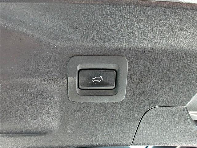 2018 Mazda CX-9 GS-L in Waterloo - Image 16 of 19 2018 Mazda CX-9 GS-L in Waterloo - Image 16 of 19