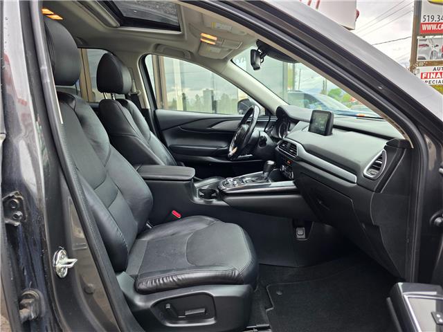 2018 Mazda CX-9 GS-L in Waterloo - Image 19 of 19 2018 Mazda CX-9 GS-L in Waterloo - Image 19 of 19