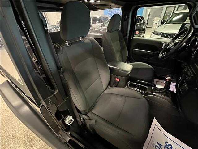 2023 Jeep Wrangler Sport (Stk: P13770) in Calgary - Image 11 of 16