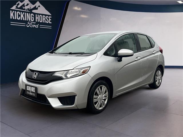 2016 Honda Fit LX (Stk: 12108) in Golden - Image 1 of 17