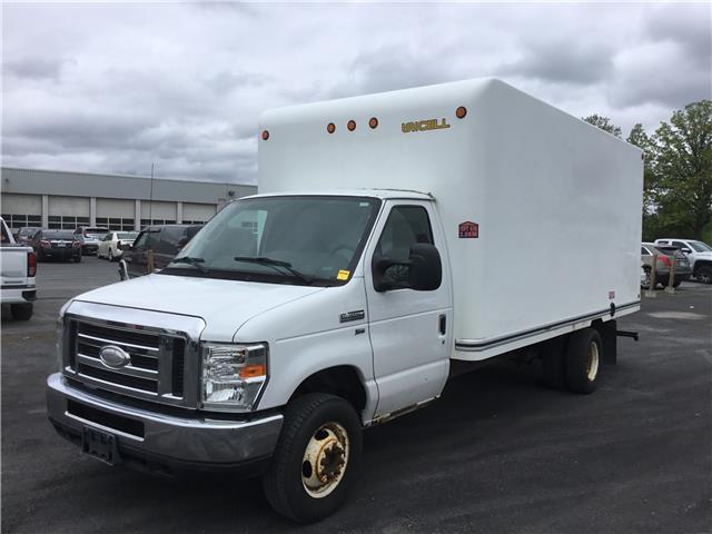 2014 Ford E-350 Cutaway Base (Stk: 2424) in Cornwall - Image 1 of 22
