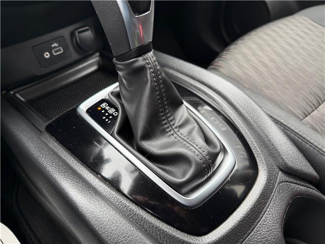 2019 Nissan Rogue SV (Stk: 24434) in Pembroke - Image 22 of 27
