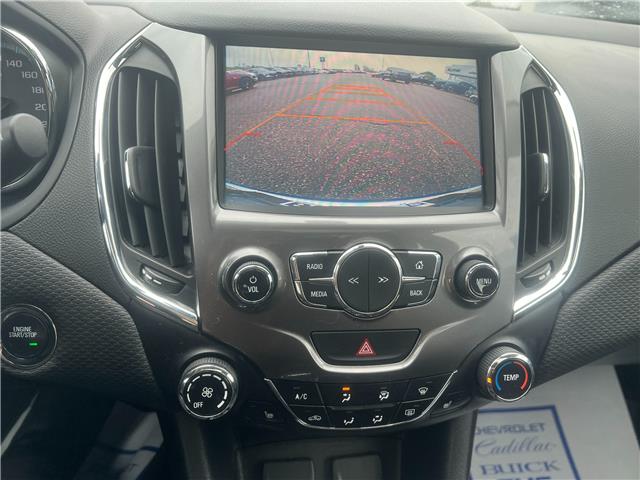 2017 Chevrolet Cruze Hatch LT Auto (Stk: 25-353-1) in Pembroke - Image 16 of 17