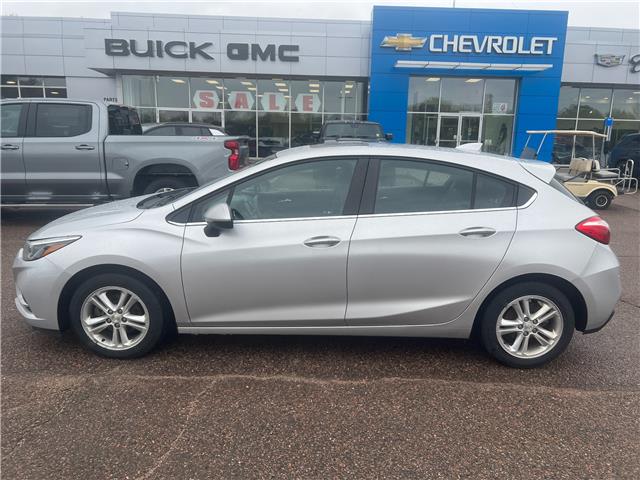 2017 Chevrolet Cruze Hatch LT Auto (Stk: 25-353-1) in Pembroke - Image 5 of 17