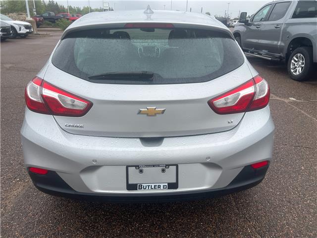 2017 Chevrolet Cruze Hatch LT Auto (Stk: 25-353-1) in Pembroke - Image 9 of 17