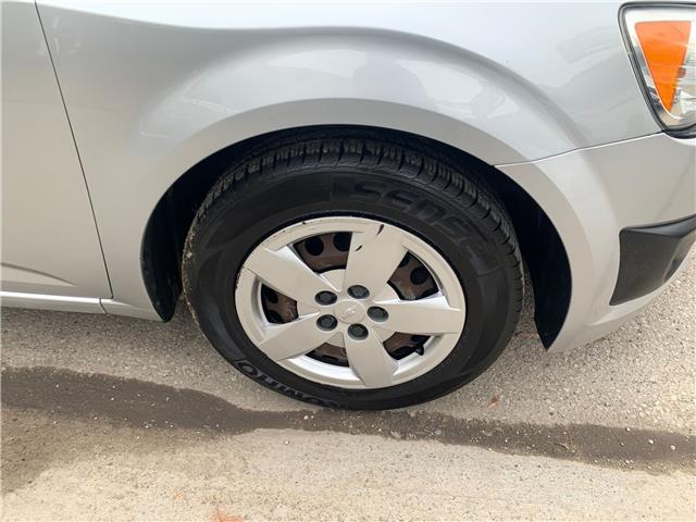 2013 Chevrolet Sonic LT Auto (Stk: C247873-A) in Scarborough - Image 4 of 14