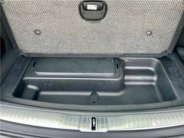 2025 Jeep Grand Cherokee L Summit (Stk: 25329D) in London - Image 10 of 29