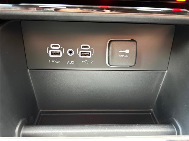 2025 Jeep Grand Cherokee L Summit (Stk: 25329D) in London - Image 21 of 29