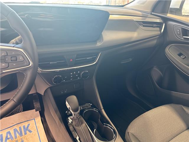 2025 Buick Encore GX Preferred (Stk: 13707) in Roblin - Image 7 of 9