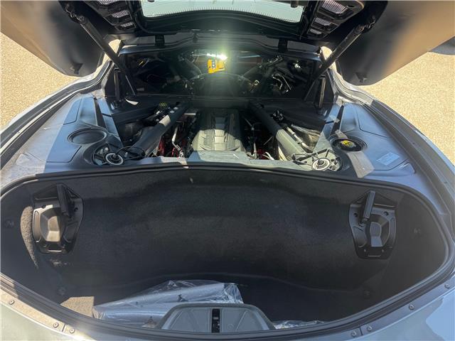 2024 Chevrolet Corvette E-Ray (Stk: 28000P) in Newmarket - Image 4 of 14