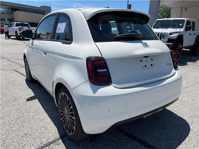 2025 Fiat 500e Base (Stk: 25-284) in Sarnia - Image 3 of 16