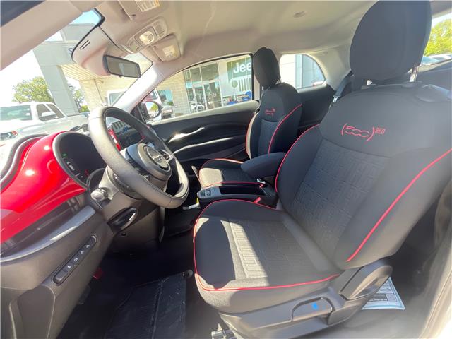2025 Fiat 500e Base (Stk: 25-284) in Sarnia - Image 7 of 16