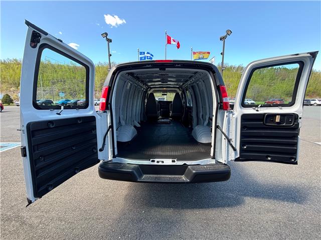 2025 GMC Savana 2500 Work Van (Stk: 25208) in Campbellton - Image 7 of 16 2025 GMC Savana 2500 Work Van (Stk: 25208) in Campbellton - Image 7 of 16