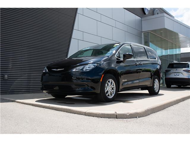 2024 Chrysler Grand Caravan SXT (Stk: MU2376) in London - Image 1 of 17