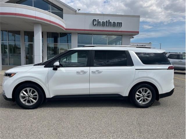 2024 Kia Carnival LX White with 92,380km at $39,499