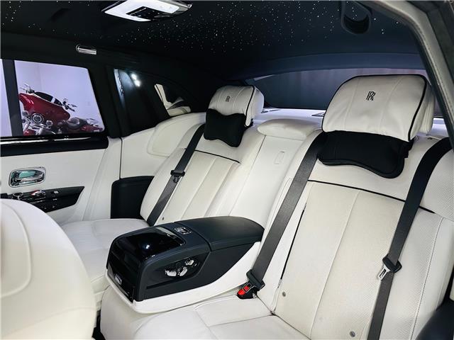 2020 Rolls-Royce Phantom  (Stk: C04770) in Saint-Eustache - Image 23 of 38