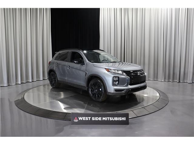 2025 Mitsubishi RVR NOIR (Stk: R25690) in Edmonton - Image 1 of 24