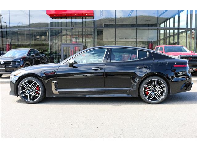 2022 Kia Stinger GT Elite w/Red Interior (Stk: UC893) in Kamloops - Image 2 of 24 2022 Kia Stinger GT Elite w/Red Interior (Stk: UC893) in Kamloops - Image 2 of 24