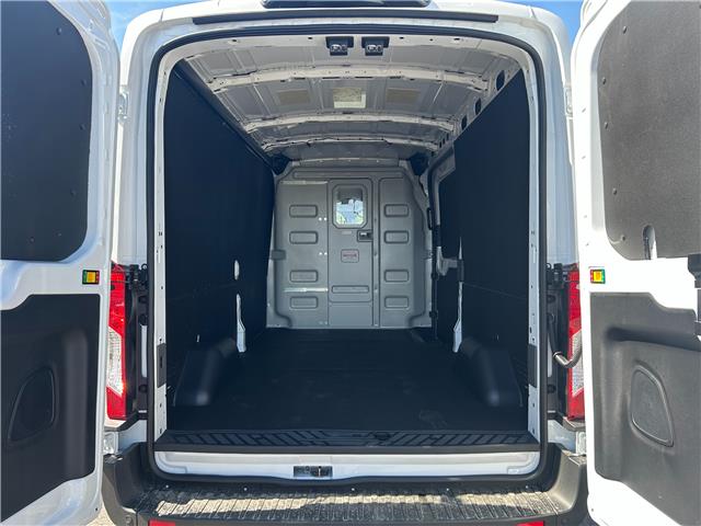 2025 Ford Transit-250 Cargo Base (Stk: 2503120) in Ottawa - Image 6 of 16