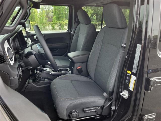 2025 Jeep Wrangler Sahara (Stk: 250220) in Windsor - Image 13 of 24