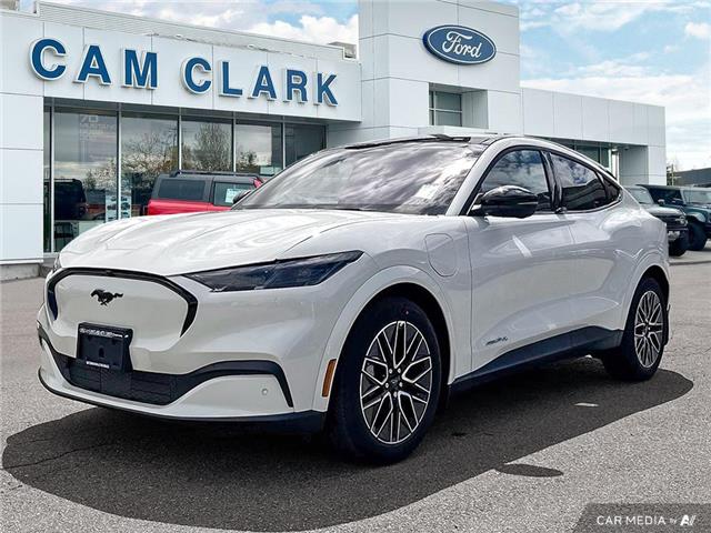 2025 Ford Mustang Mach-E Premium (Stk: K3S01424) in Richmond - Image 1 of 25