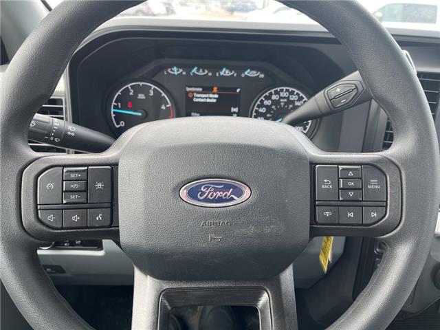 2025 Ford F-550 Chassis XL (Stk: VF5F00555) in Chatham - Image 13 of 17