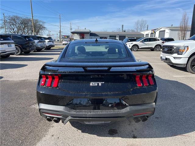 2025 Ford Mustang GT (Stk: VFMU00581) in Chatham - Image 3 of 19