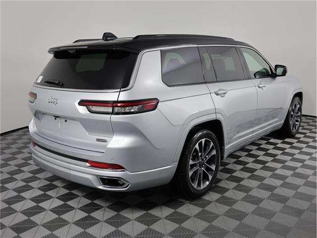 2025 Jeep Grand Cherokee L Overland (Stk: 25J083) in Calgary - Image 6 of 22