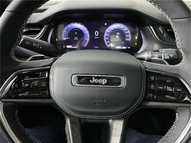 2025 Jeep Grand Cherokee L Overland (Stk: 25J083) in Calgary - Image 19 of 22