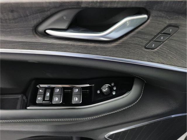 2025 Jeep Grand Cherokee L Overland (Stk: 25J083) in Calgary - Image 21 of 22