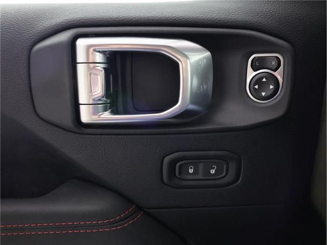 2025 Jeep Wrangler  (Stk: 25J135) in Calgary - Image 18 of 19