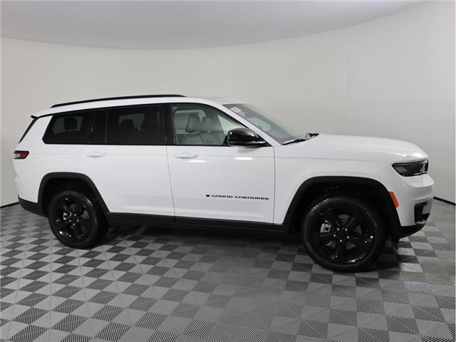 2025 Jeep Grand Cherokee L Limited (Stk: 25J132) in Calgary - Image 5 of 22