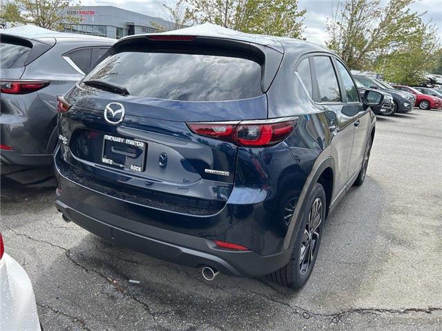 2025 Mazda CX-5  (Stk: 664213) in Surrey - Image 3 of 5