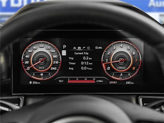 2025 Hyundai Elantra Luxury w/Two-Tone Interior (Stk: 26T1325) in Aurora - Image 11 of 20