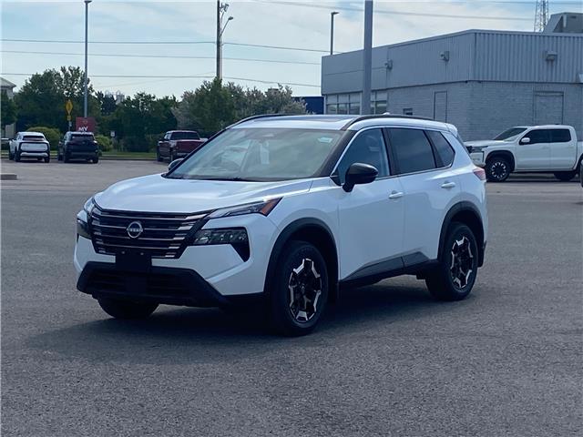 2025 Nissan Rogue Midnight Edition (Stk: CSW425354) in Cobourg - Image 1 of 27