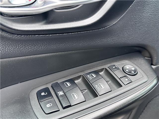 2022 Jeep Cherokee Trailhawk (Stk: W8965) in Uxbridge - Image 17 of 22