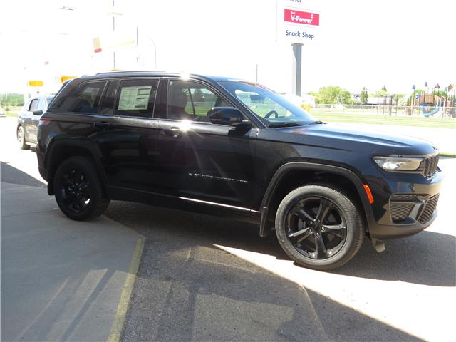 2025 Jeep Grand Cherokee Laredo (Stk: 7348) in Lac La Biche - Image 8 of 30