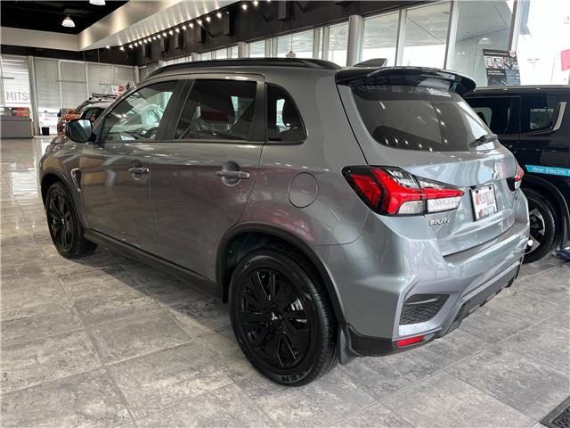 2025 Mitsubishi RVR NOIR (Stk: R7090) in Calgary - Image 4 of 14