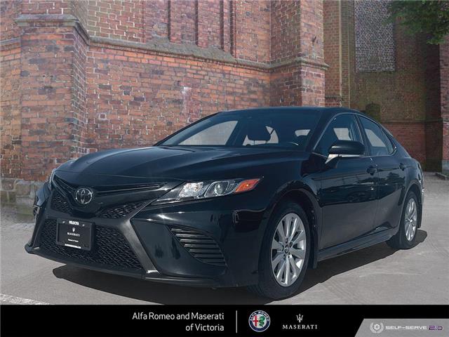 2018 Toyota Camry SE (Stk: 911580) in Victoria - Image 1 of 24