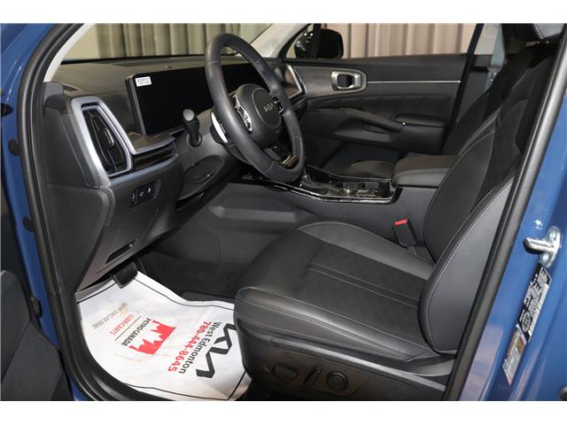 2024 Kia Sorento 2.5T X-Line (Stk: 25369D) in Edmonton - Image 11 of 27
