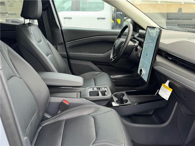 2025 Ford Mustang Mach-E Premium (Stk: 25MA298) in Toronto - Image 16 of 26