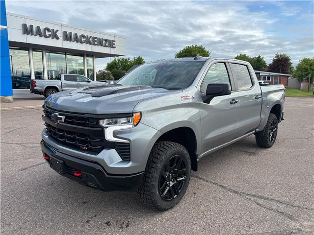 2025 Chevrolet Silverado 1500 LT Trail Boss (Stk: 35518) in Renfrew - Image 1 of 40